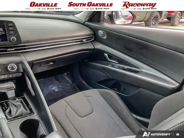 2023 Hyundai Elantra SEL | CARPLAY | HEATED SEATS | NO ACCIDENTS - Photo 25