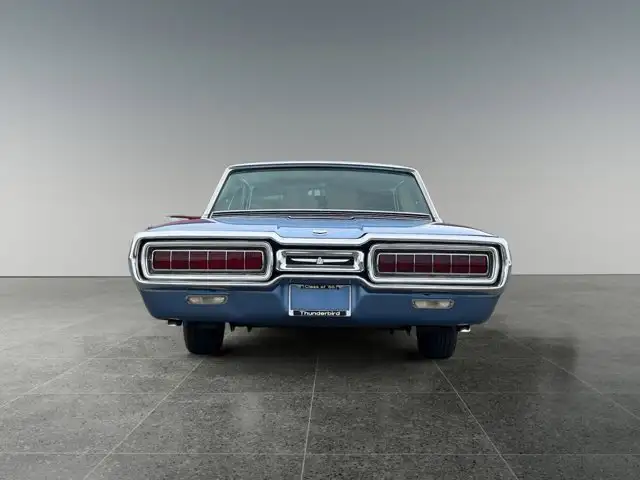 1965 Ford Thunderbird Coupe - Photo 5