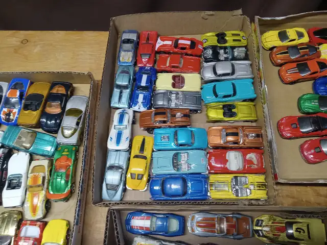 Hot Wheels  Chevrolet Corvette collection, 165 cars total - Photo 2