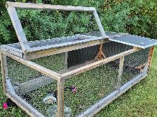 CHICKEN TRACTOR / CHICKEN RUN