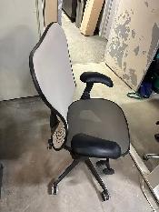 Herman Miller Mirra Chair! - Photo 6