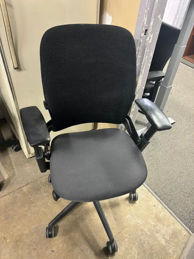 Steelcase Leap V2 3D Mesh Office Chair!