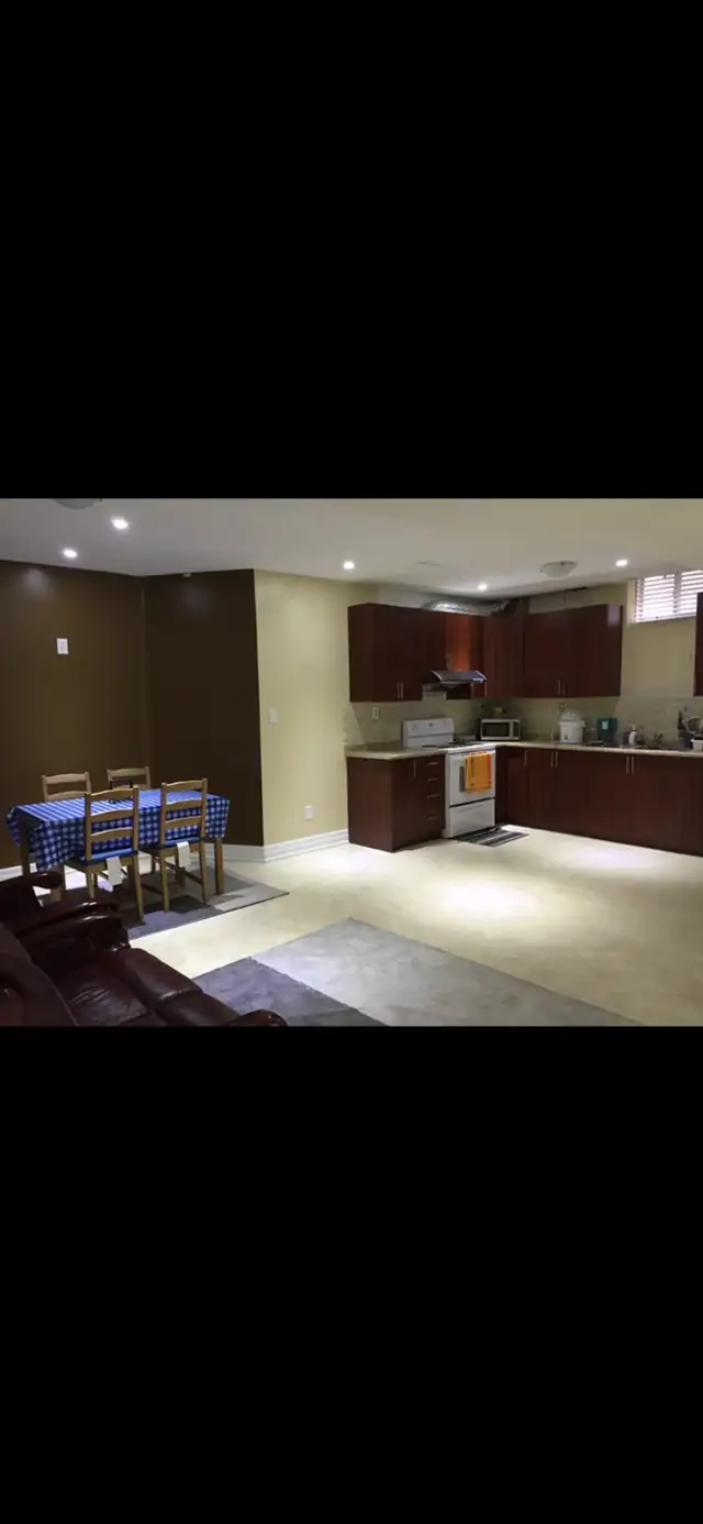 All inclusive Luxury New Large basement available 4 rent in Bra - Photo 5