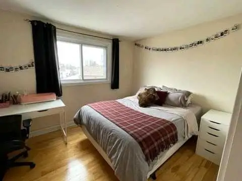 2 Beautiful 1 bedroom apartment near Downtown Ottawa - Photo 3