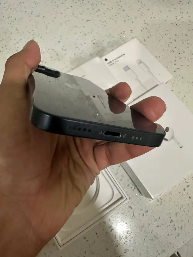 iPhone 14 128gb 79% battery health Accessories Pkg/Delivery - Photo 6