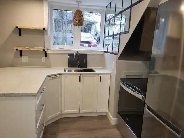 West end one bedroom apartment available May 1st. - Photo 2