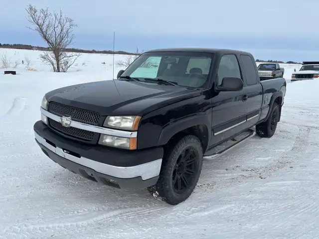 2004 chev 4x4 $5.500.