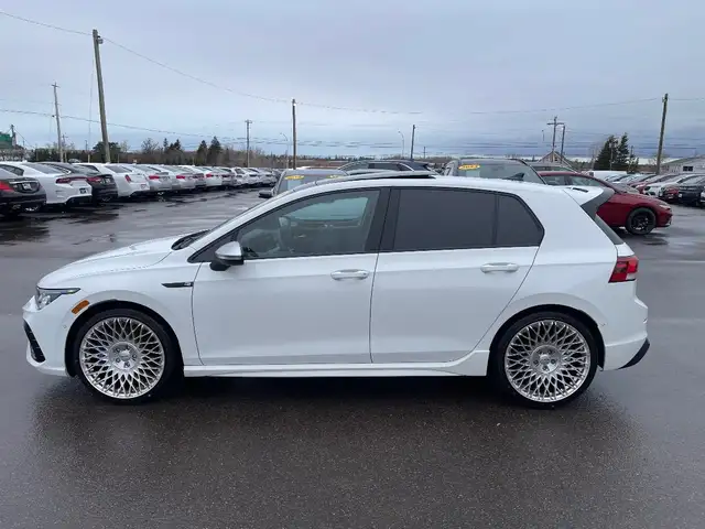 2024 Volkswagen Golf R - Photo 4