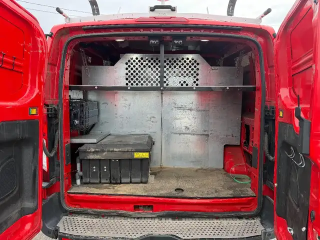 2018 Ford TRANSIT CARGO VAN - Photo 17