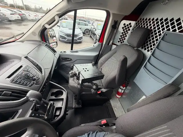 2018 Ford TRANSIT CARGO VAN - Photo 24