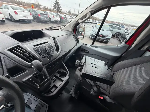 2018 Ford TRANSIT CARGO VAN - Photo 25