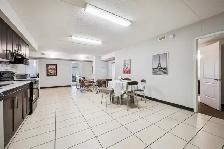 Spacious Student Accommodation (Furnished and En-suite Bathroom)