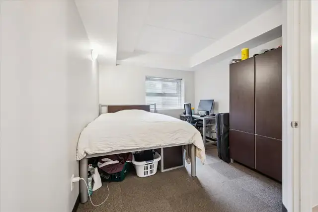 Spacious Student Accommodation (Furnished and En-suite Bathroom) - Photo 6
