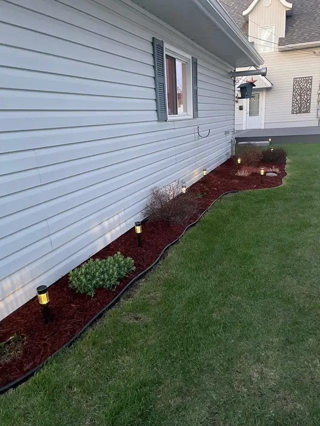 Turnkey 2 Bedroom Home with Dream Garage - Photo 2