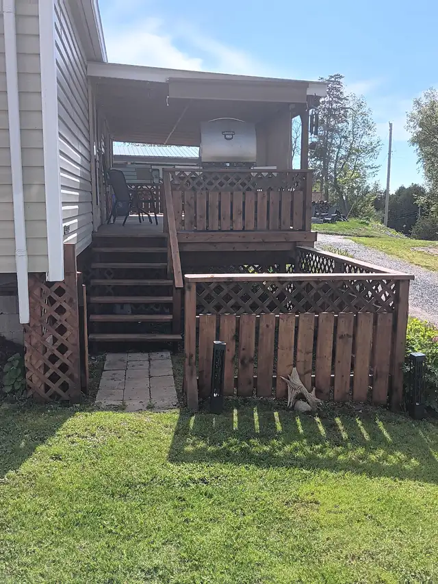 Trailer for Sale-Lake Consecon Resort, Fees Paid 2026, Dock Slip - Photo 2