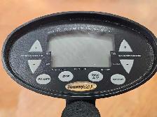 Bounty Hunter Discovery 2200 Metal Detector - Photo 2