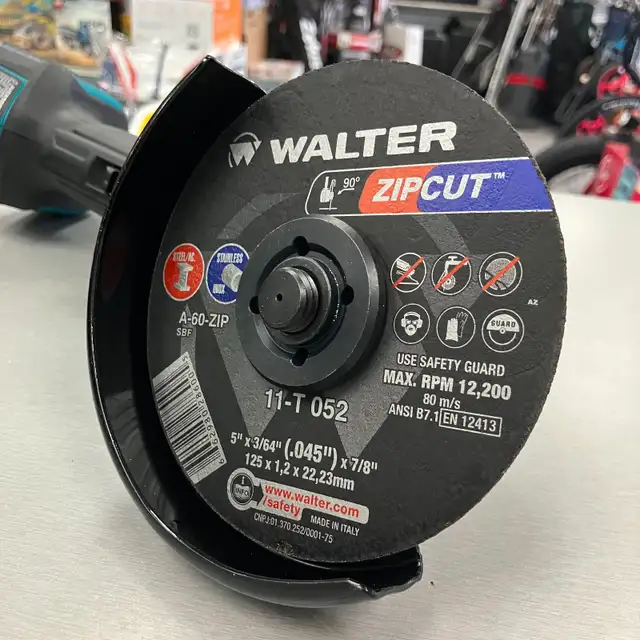 Makita DGA508 Brushless 5' Angle Grinder Bundle - Photo 3