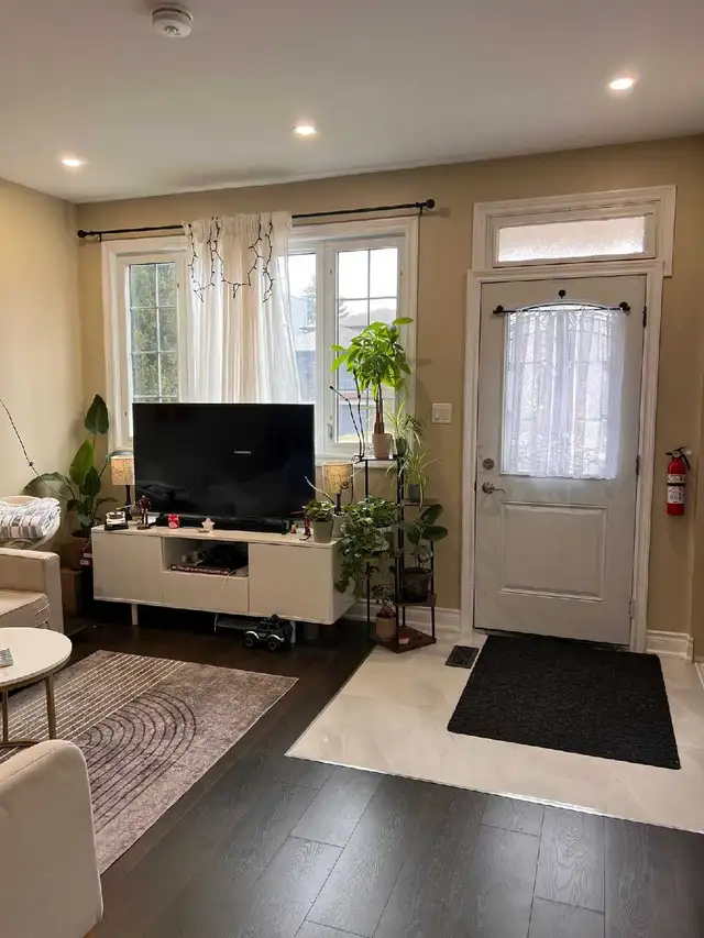 Spacious 2 bedroom apartment - Photo 4