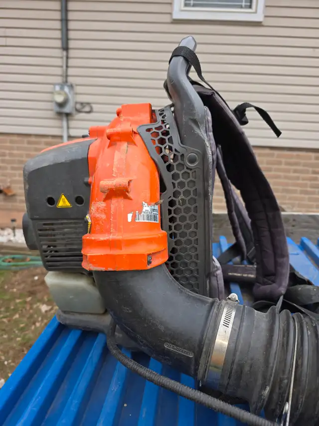 Husqvarna 350BT Backpack Blower 2 Stroke - Photo 9