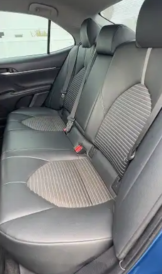 2019 Toyota Camry SE – Zero Accidents, Zero Maitenance Required - Photo 3