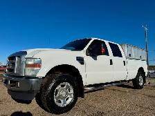 2010 Ford Super Duty F-350 SRW XLT Crew Cab - 8 FT BOX - TOMMY G