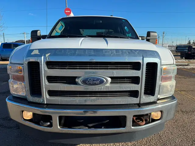 2010 Ford Super Duty F-350 SRW XLT Crew Cab - 8 FT BOX - TOMMY G - Photo 5