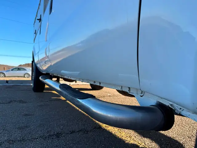 2010 Ford Super Duty F-350 SRW XLT Crew Cab - 8 FT BOX - TOMMY G - Photo 6