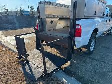 2010 Ford Super Duty F-350 SRW XLT Crew Cab - 8 FT BOX - TOMMY G - Photo 8