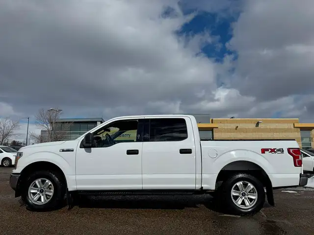 2019 Ford F-150 XLT 181K - 4WD SuperCrew - CLEAN CAR FAX - Photo 2