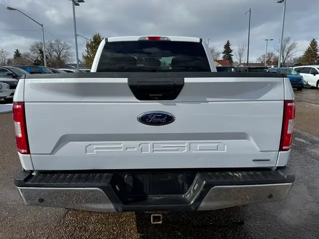 2019 Ford F-150 XLT 181K - 4WD SuperCrew - CLEAN CAR FAX - Photo 4