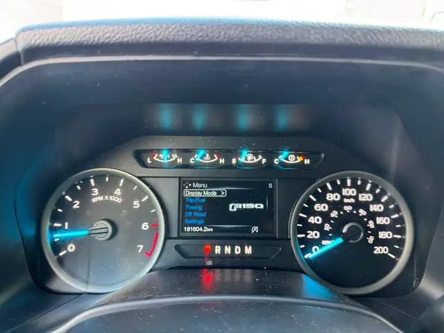 2019 Ford F-150 XLT 181K - 4WD SuperCrew - CLEAN CAR FAX - Photo 9