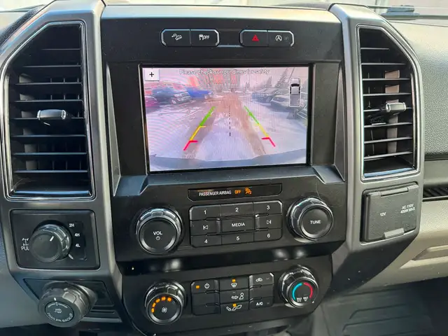 2019 Ford F-150 XLT 181K - 4WD SuperCrew - CLEAN CAR FAX - Photo 13