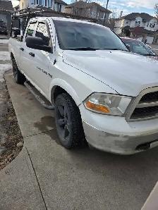 2011 Dodge ram 1500 slt hemi - Photo 2