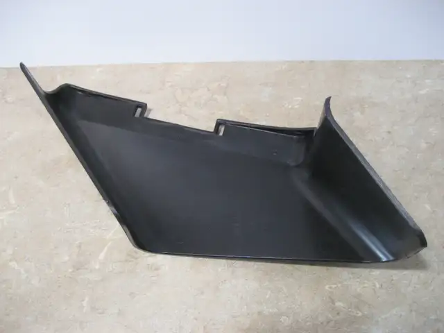 Toro walk behind mower discharge chute 105-3028 - Photo 2