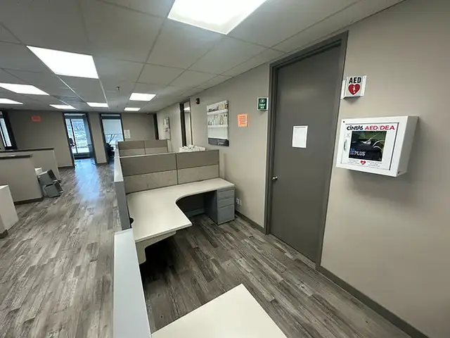 Global Evolve Station-Call for any cubicles for your office! - Photo 2