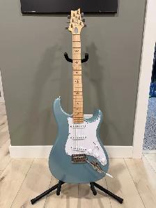 2023 PRS Silver Sky - Polar Blue