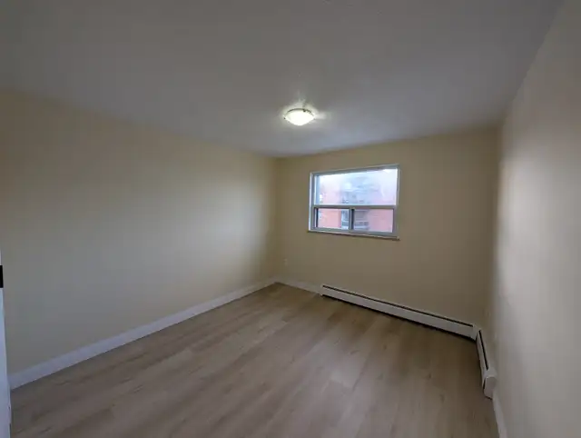 Renovated 1 Bedroom at 2685 King St E, Hamilton! - Photo 5