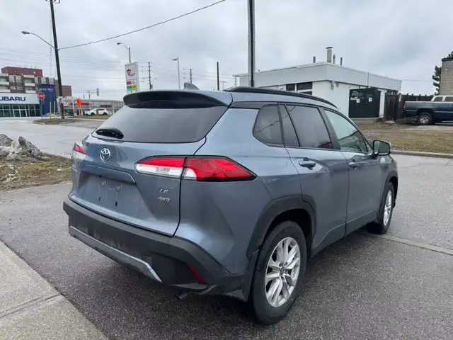 2022 Toyota Corolla Cross LE AWD - Photo 4