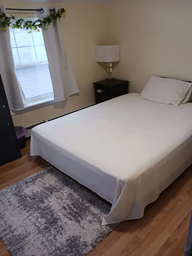 Room for rent for may1st - Photo 2