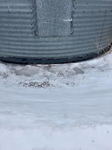 Butler Grain Bin - Photo 2