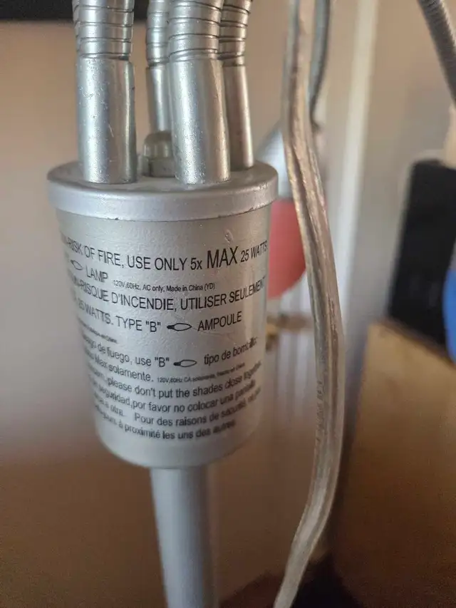 rare lampe sur pieds cinq lumière Juste besoin ampoule - Photo 2