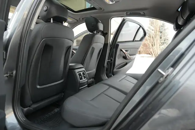 2013 BMW 328i X-drive For Sale - Photo 8
