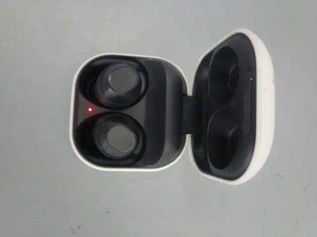 Samsung Galaxy fe earbuds