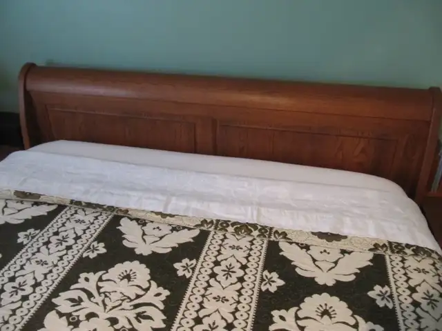HPL Mobilier Louis Philippe Heritage Collection Wood Sleigh Bed - Photo 8