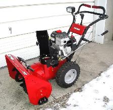 CRAFTSMAN 1350 27' SNOW BLOWER