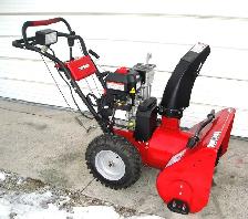 CRAFTSMAN 1350 27' SNOW BLOWER - Photo 2