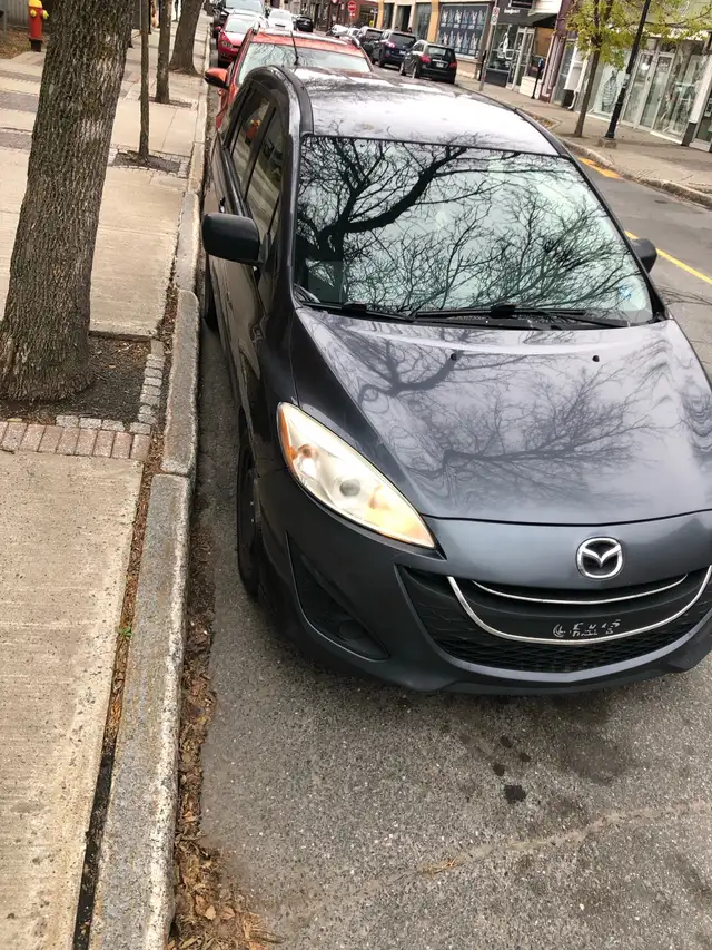 Voiture mazda 5