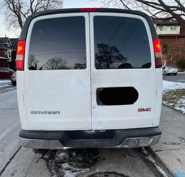 2012 GMC Savana 2500 Cargo - Photo 6