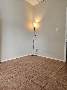 One Bedroom Suite in West Richmond - Photo 2