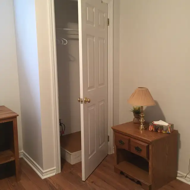 Private Bedroom - All Utilities Included - $650/month - Photo 6